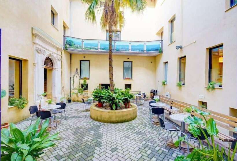 ユースホステル Casa Del Cigroner