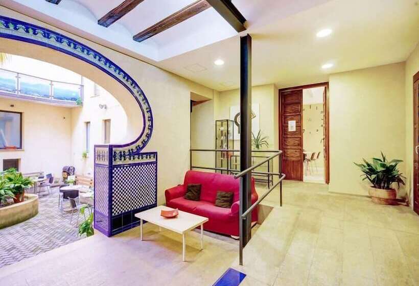 ユースホステル Casa Del Cigroner