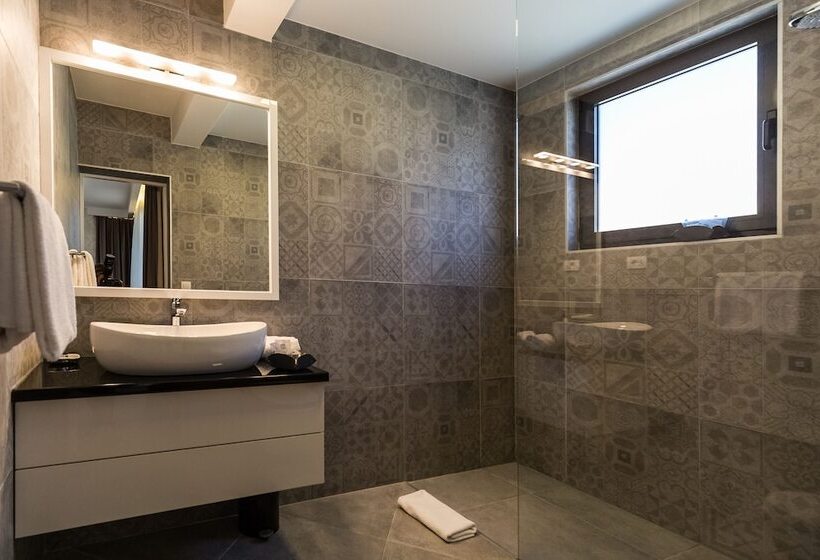 تختخواب و صبحانه Mirabilis Residence Ii