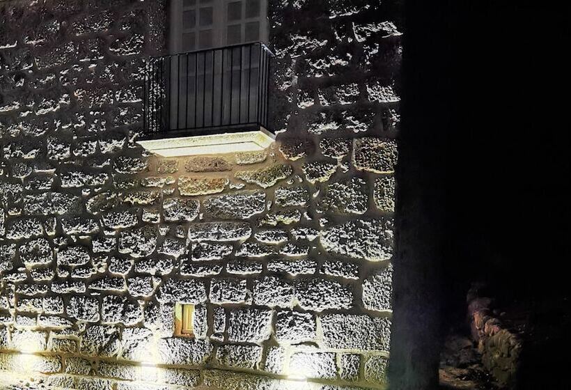 Remarkable 1 Bed Cottage In Arcos De Valdevez