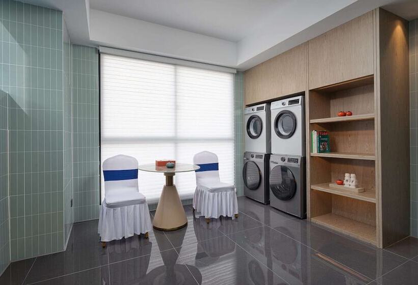 Days Hotel By Wyndham Chenzhou Beihu