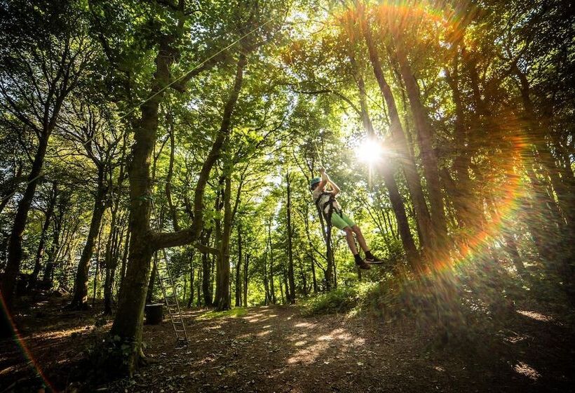호텔 13 Zaniah Bell Tent Glamping Anglesey