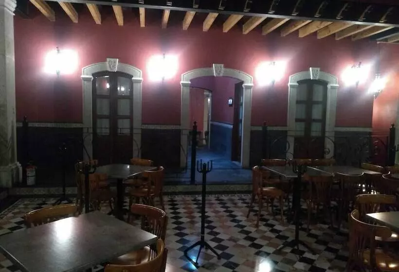 Hotel Constitución