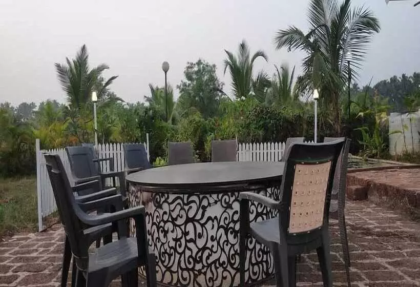 Hotelli Exotica Beach Retreats Diveagar