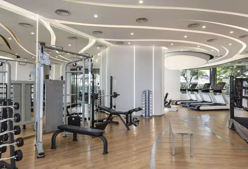 هتل Oakwood Suites Tiwanon Bangkok