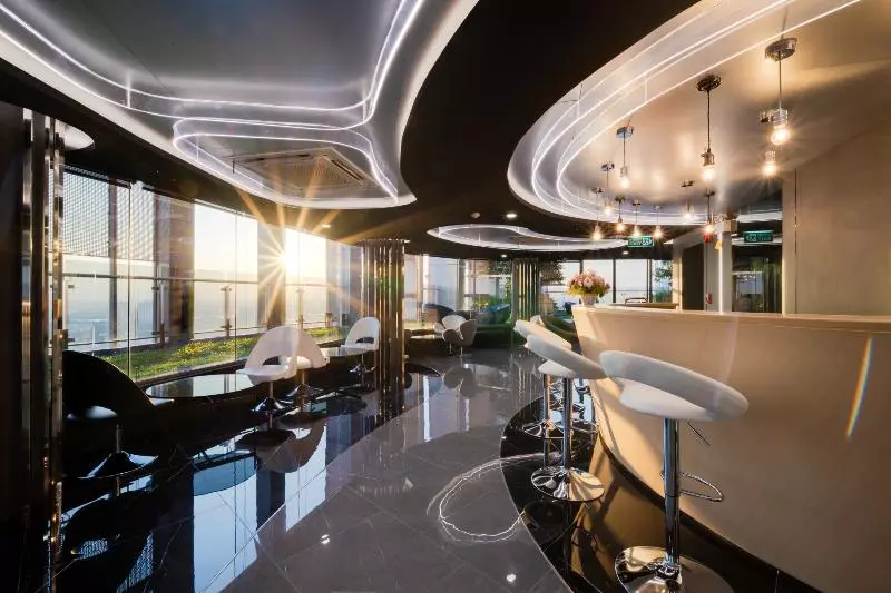 هتل Oakwood Suites Tiwanon Bangkok