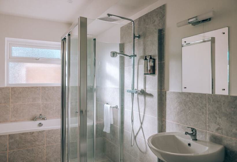 فندق Selina Margate