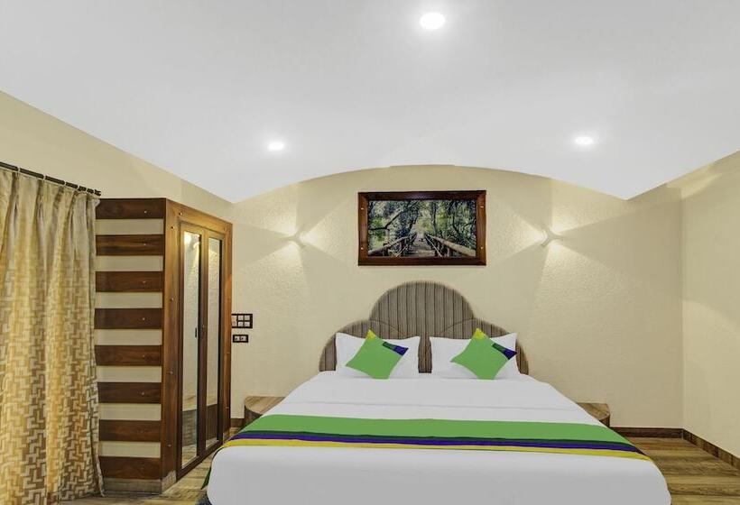 Hotel Treebo Majestic Palms, 2 Km From Colva Beach