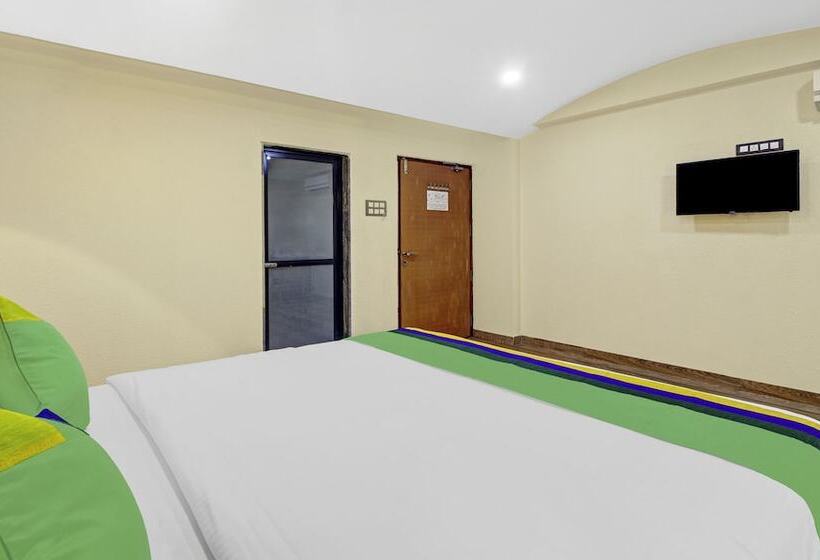 Hotel Treebo Majestic Palms, 2 Km From Colva Beach
