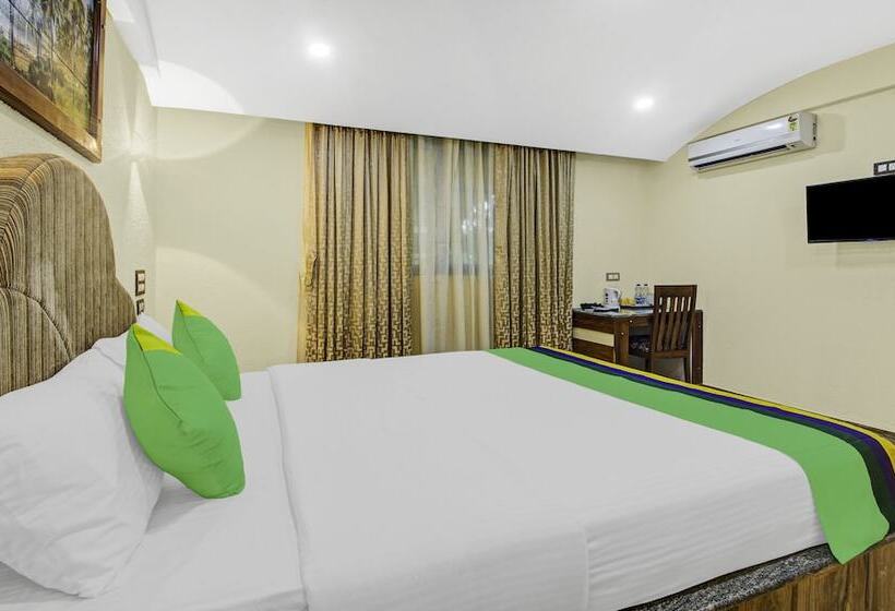 Hotel Treebo Majestic Palms, 2 Km From Colva Beach