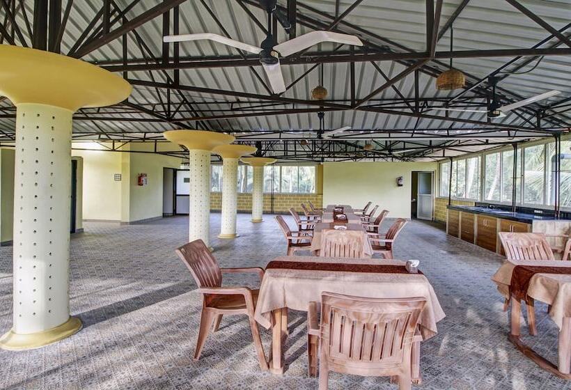 Hotel Treebo Majestic Palms, 2 Km From Colva Beach