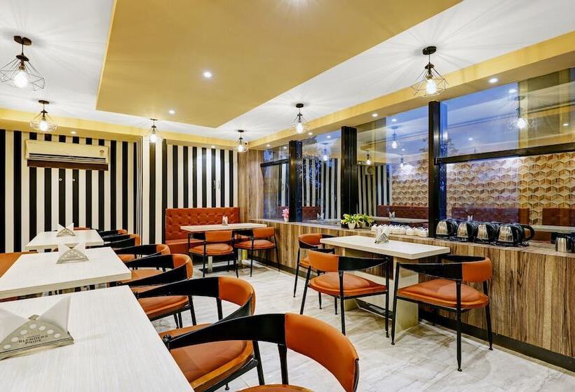 Hotel Treebo Spring Brook