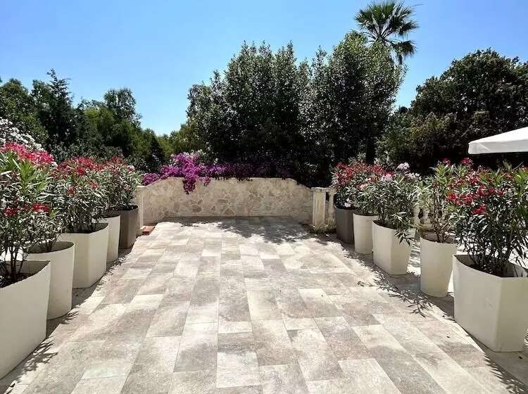 Hotelli Villa Cavalieri Country