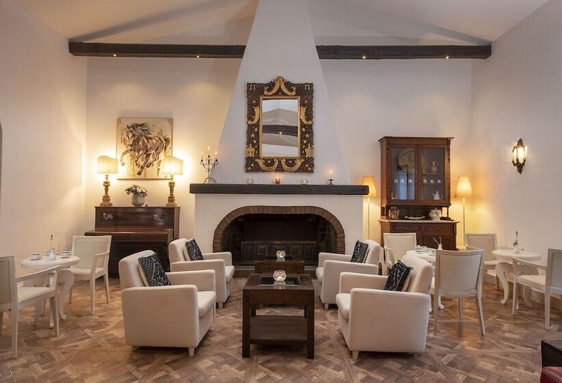 فندق Villa Cavalieri Country