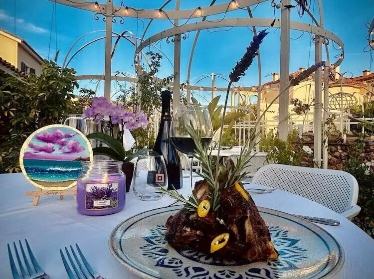 Hotelli Villa Cavalieri Country
