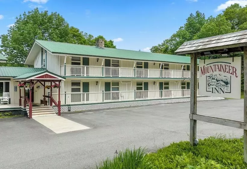 Motelli Mountaineer Inn
