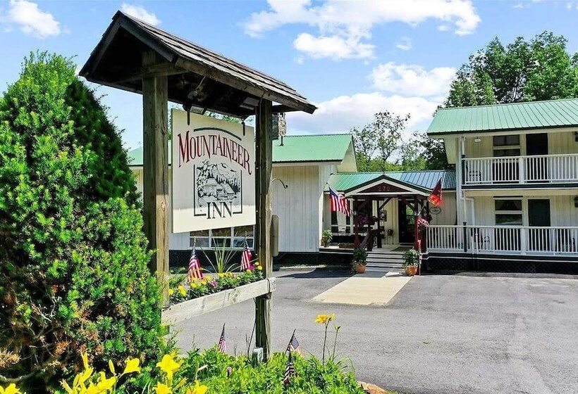 モーテル Mountaineer Inn