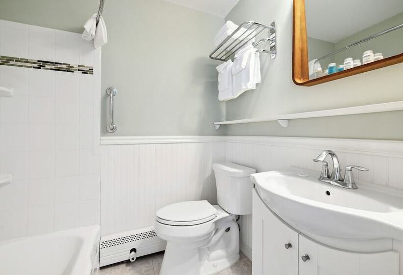 モーテル Mountaineer Inn