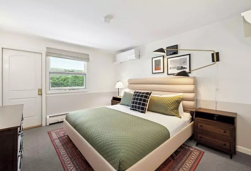 Motelli Mountaineer Inn