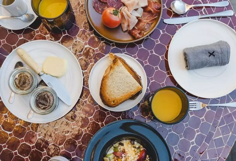 Ora Hotel Priorat, A Member Of Design Hotels