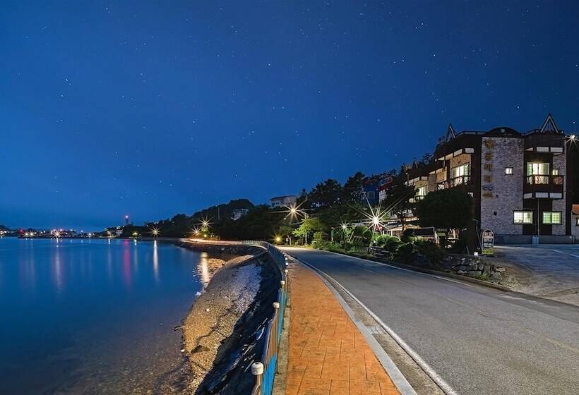 Tongyeong Hwanggeumbada Pension