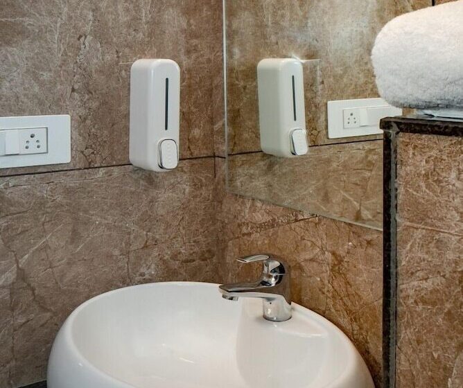 Общежитие Ostelzz By Uddhav Vilas