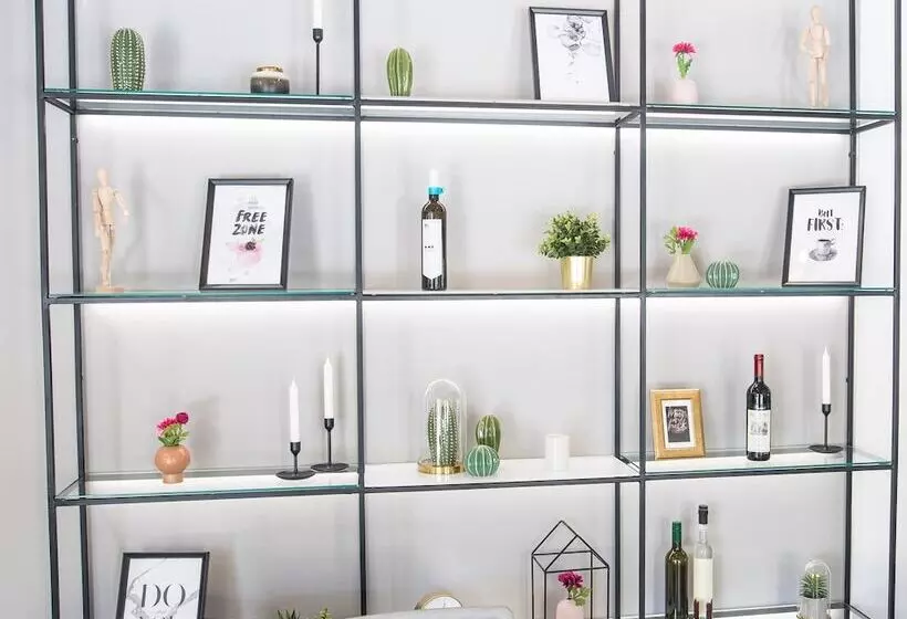 تختخواب و صبحانه Forest Village Resort