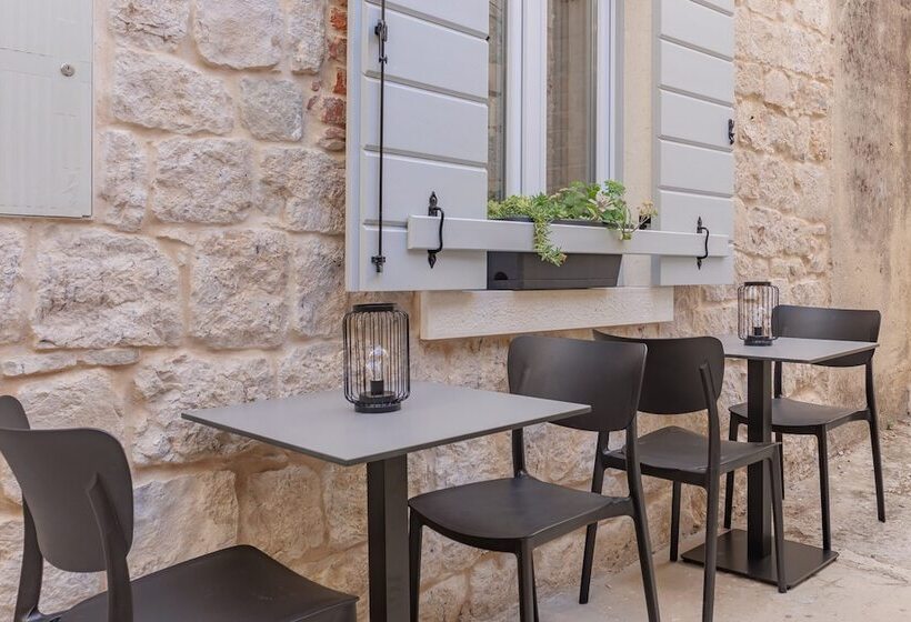 Bed and Breakfast Heritage Rooms Split Olympic Dream