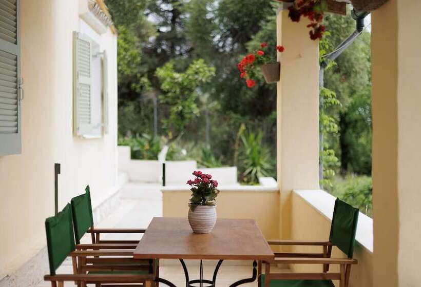 Ermioni S Cottage By Konnect, Agios Markos