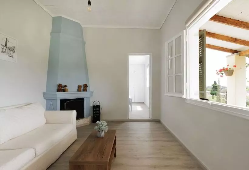 Ermioni S Cottage By Konnect, Agios Markos