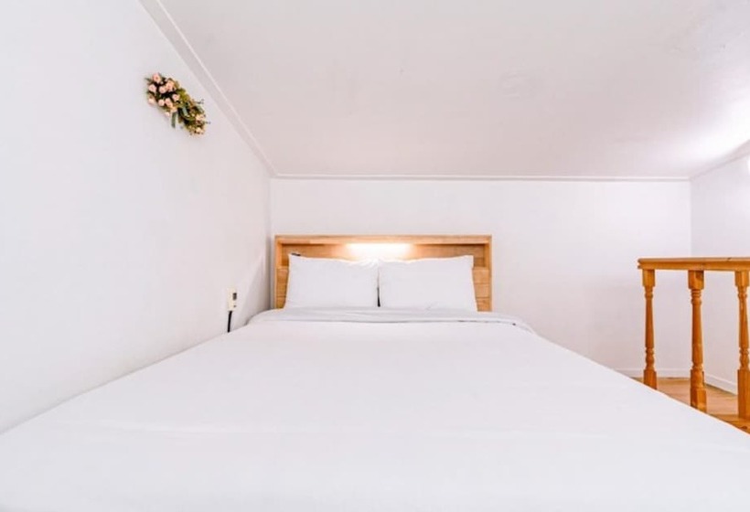 Daebudo Hyangginaneun Pension