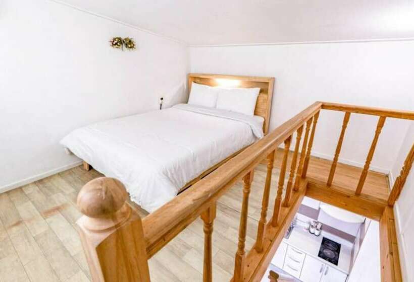 Daebudo Hyangginaneun Pension