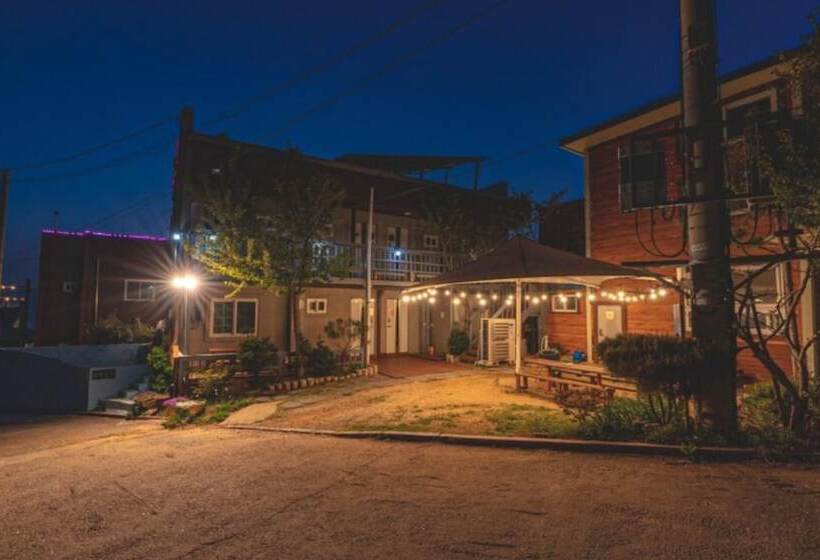 Daebudo Hyangginaneun Pension