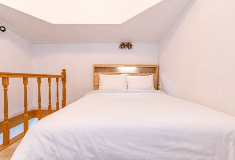 Daebudo Hyangginaneun Pension