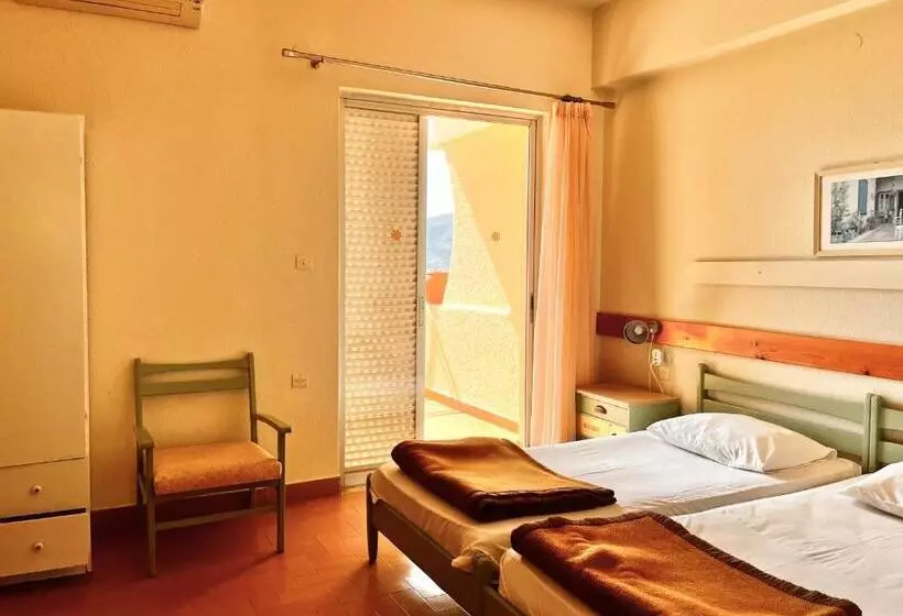 Fedra Apartments
