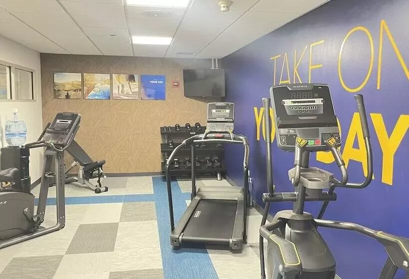 ホテル Comfort Inn & Suites