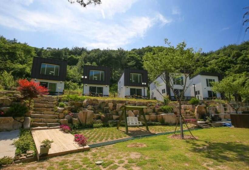 Gyeongju Sannae High1 Pension