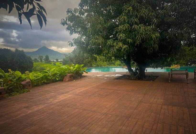 Hotel Antheia Pawna Lake