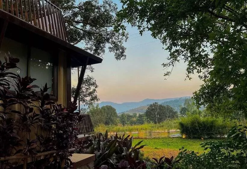 Hotelli Antheia Pawna Lake