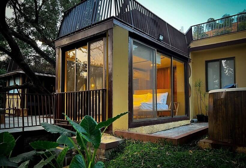 Hotel Antheia Pawna Lake