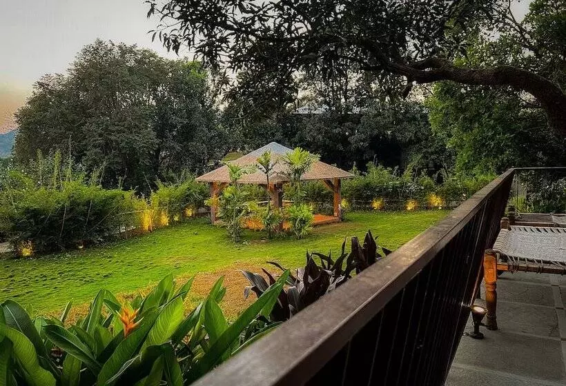 Hotelli Antheia Pawna Lake