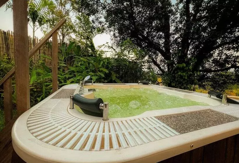 Hotelli Antheia Pawna Lake