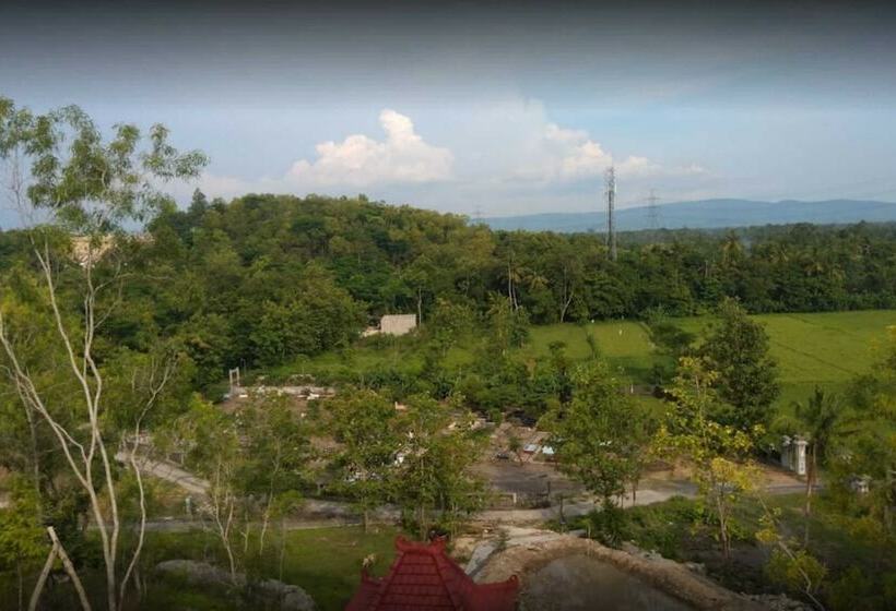 Hotel Camping Ground Gunung Mijil Hils