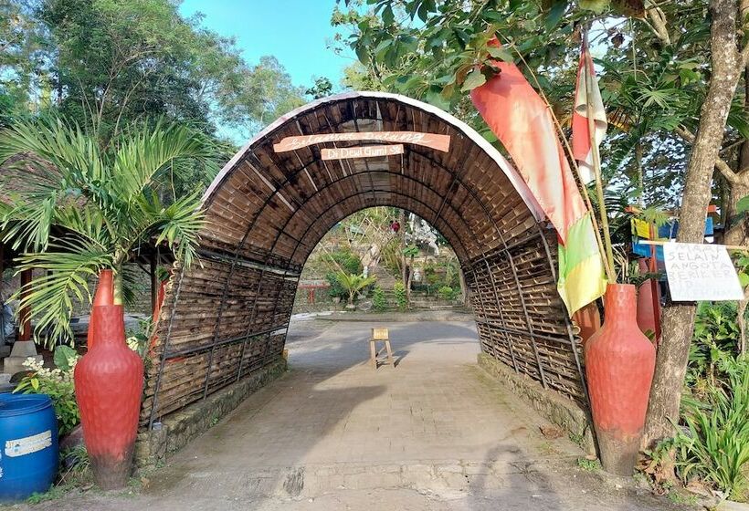 Hotel Camping Ground Gunung Mijil Hils