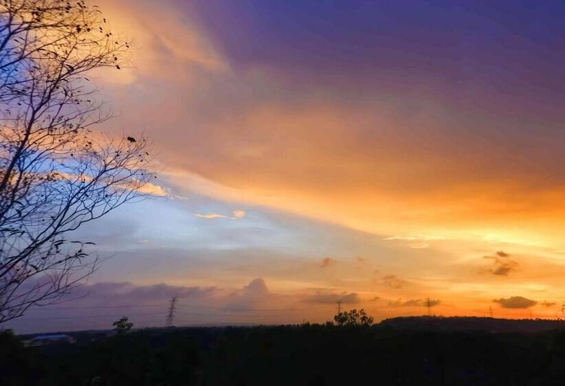 Hotel Camping Ground Gunung Mijil Hils