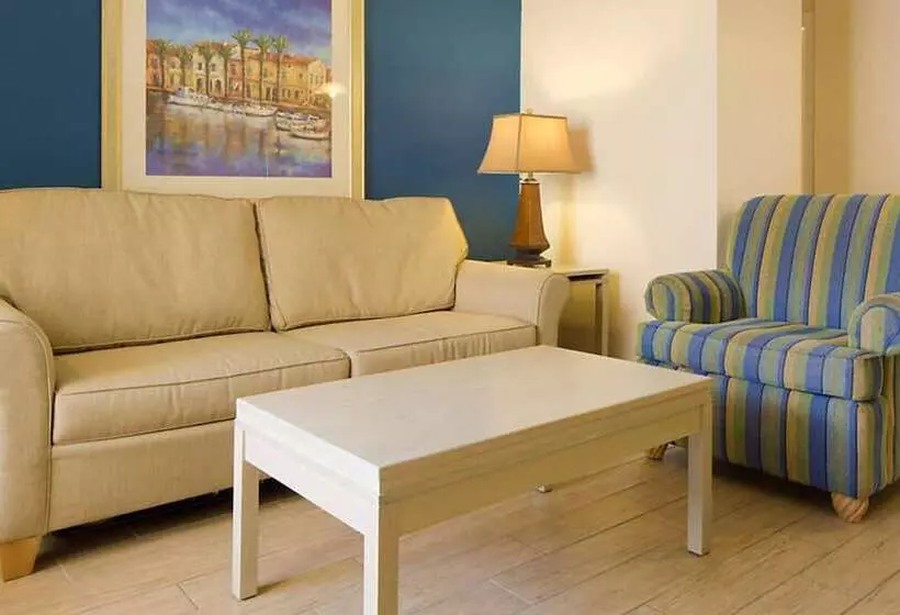 ホテル Dolphin Beach Club