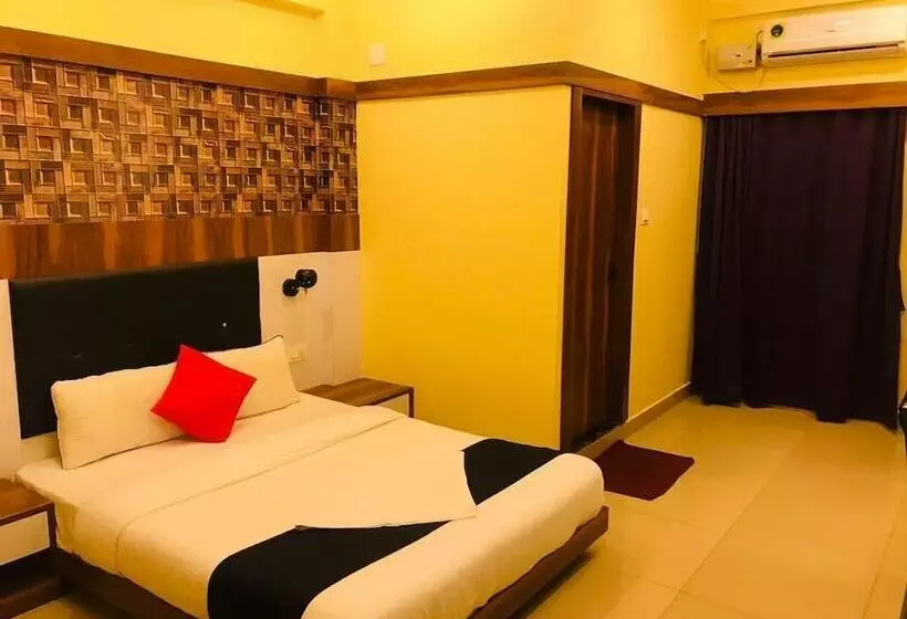 Hotelli Keerthana Inn