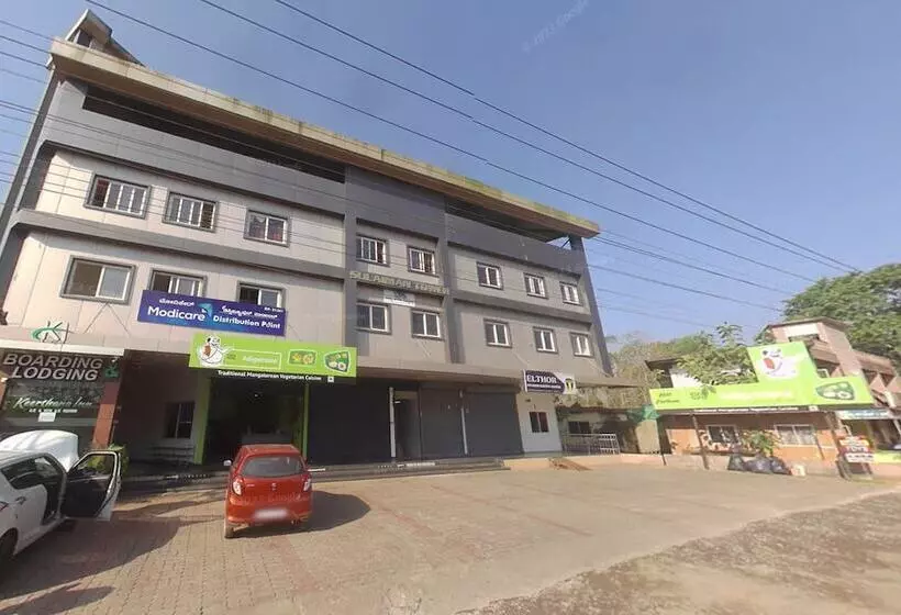 Hotelli Keerthana Inn