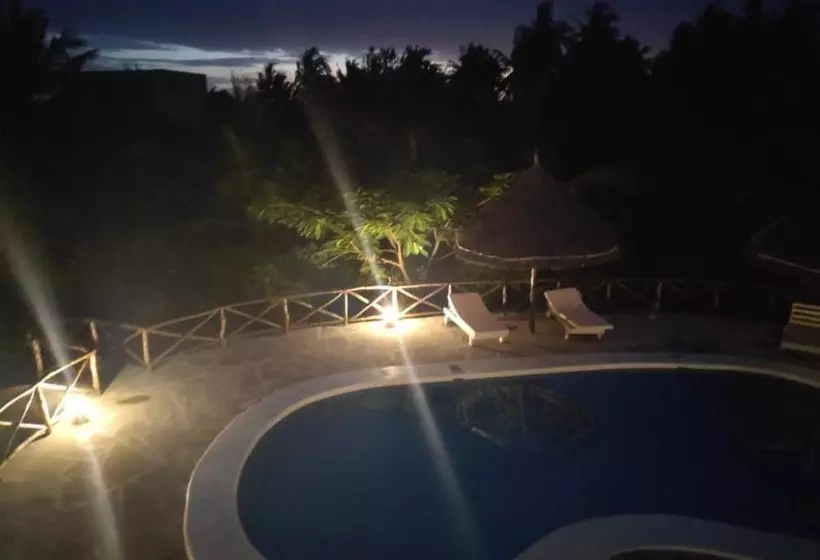 هتل Kimya House