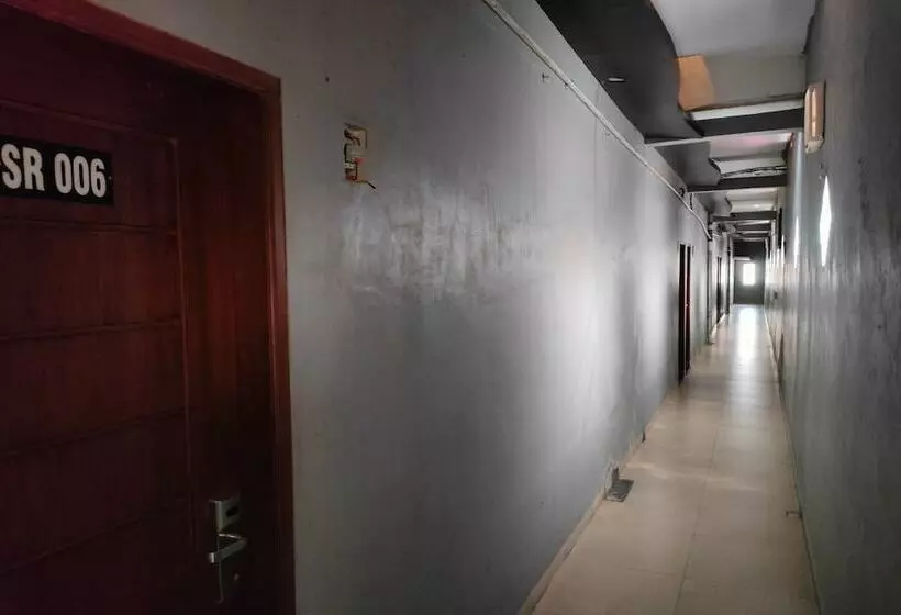 Hotel Lonari